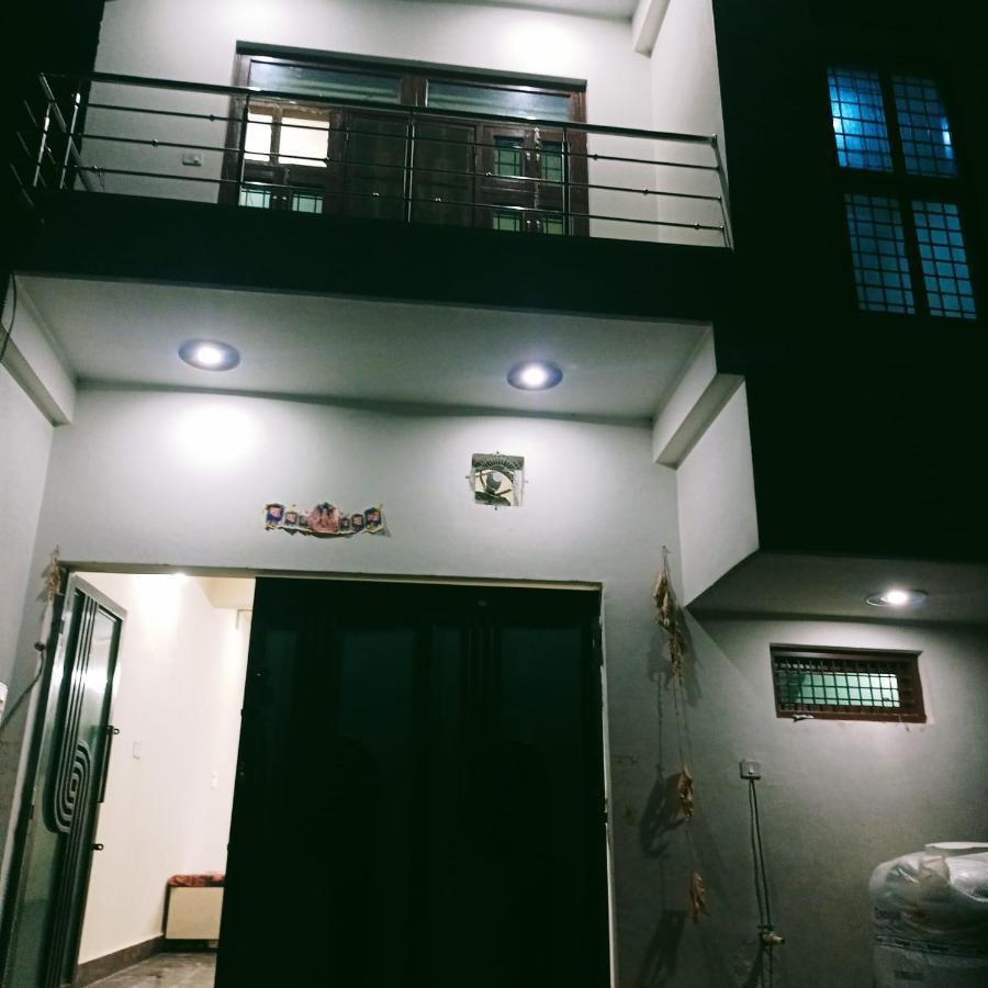 Radha Bhavan Вриндавана Экстерьер фото