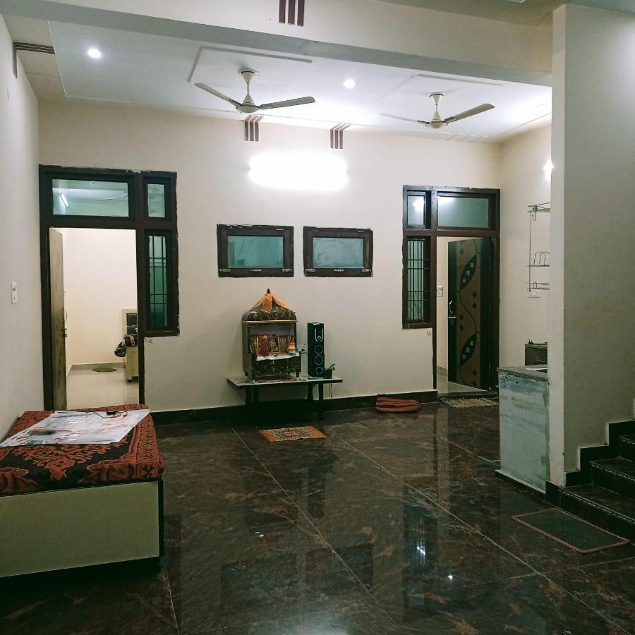 Radha Bhavan Вриндавана Экстерьер фото